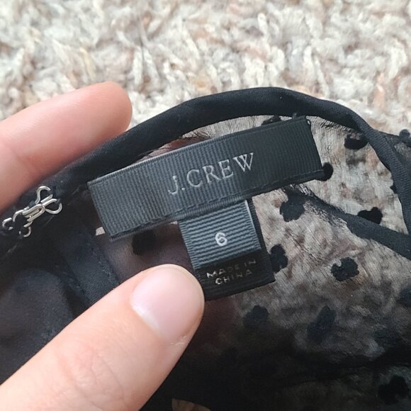 J. Crew Women's Textured Swiss Clip Dot Black Silk Blend Top Size 6 - Picture 3 of 5